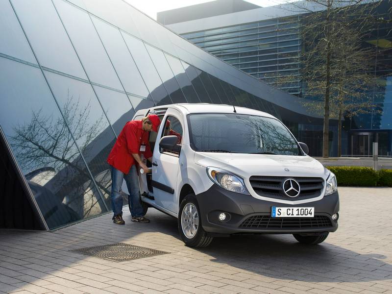 Комплектация Mercedes-Benz Citan Fourgon (Мерседес Бенц Цитан фургон)  Базовая 112 MT L2. Купить в Твери. Технические характеристики и цена